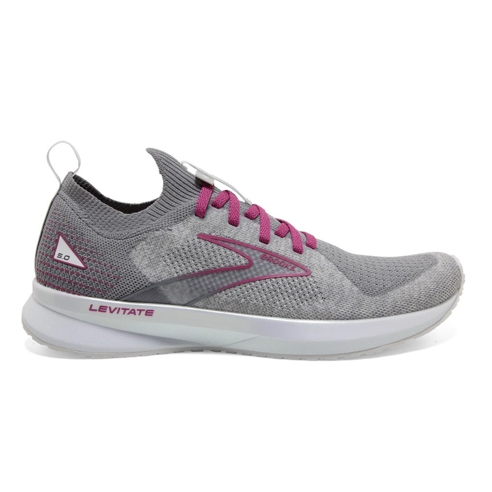 Brooks Women's Levitate StealthFit 5 Road-Running Shoes - White/Grey/Baton Rouge